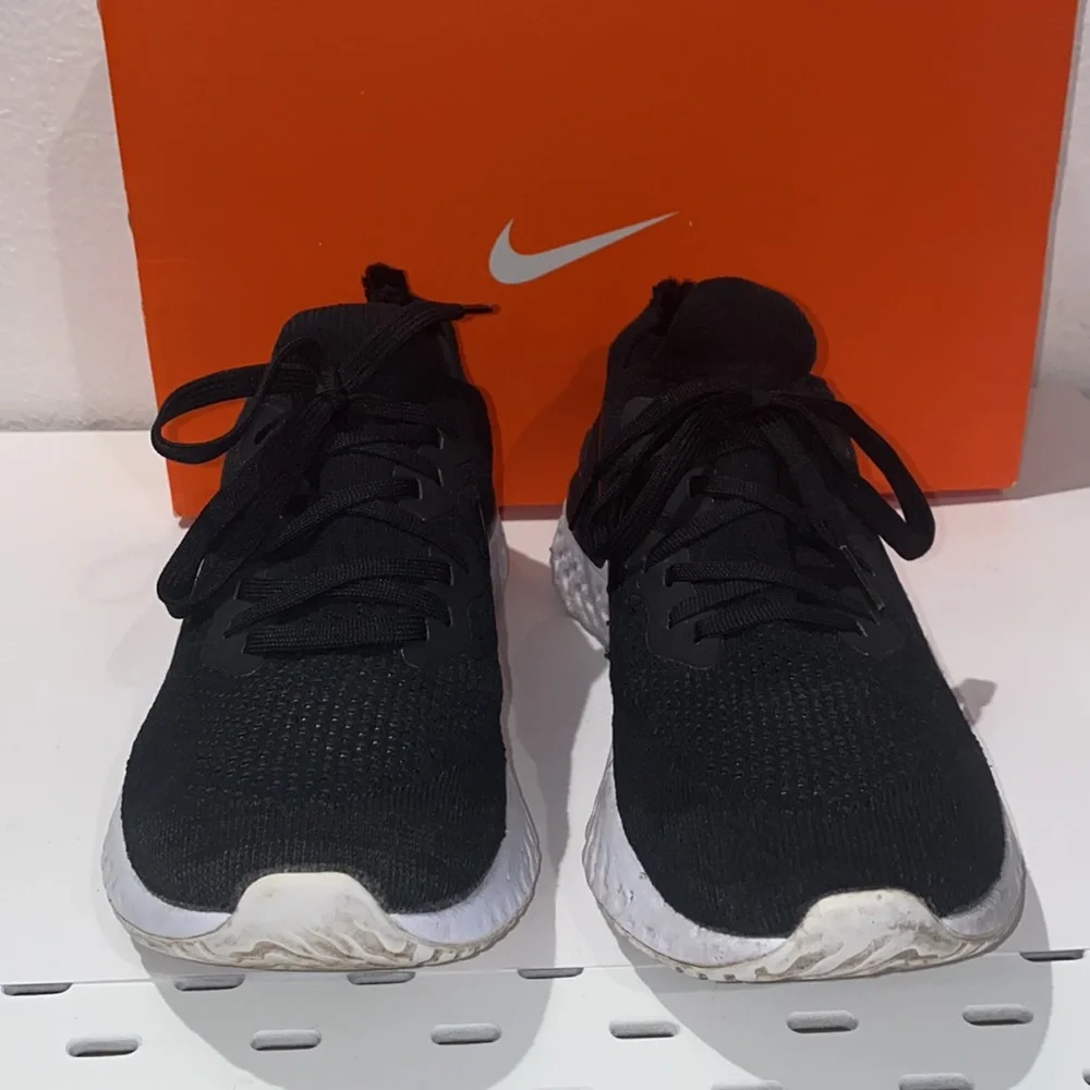 Authentic Nike men’s epic react sneakers sz 9 - Picture 4 of 16